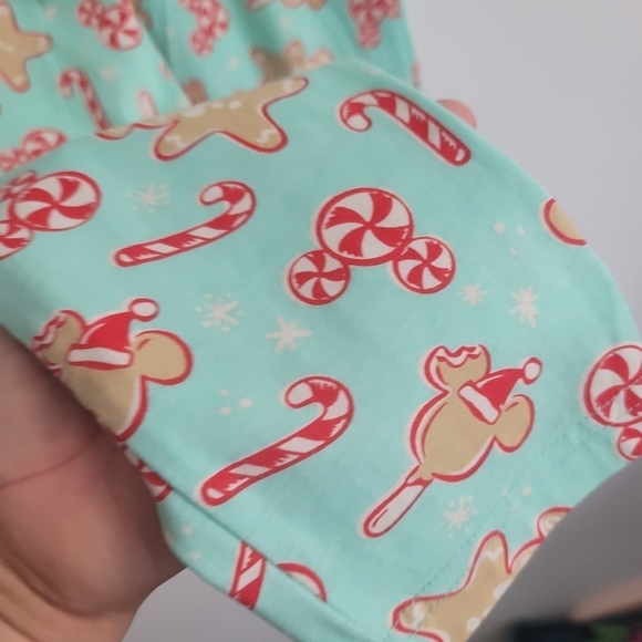 NEW Disney Peppermint Gingerbread Long Sleeve & Pants Women's Small Pajama Set - Picture 14 of 14